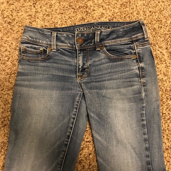 America Eagle Bootcut Jeans - Picture 2 of 4